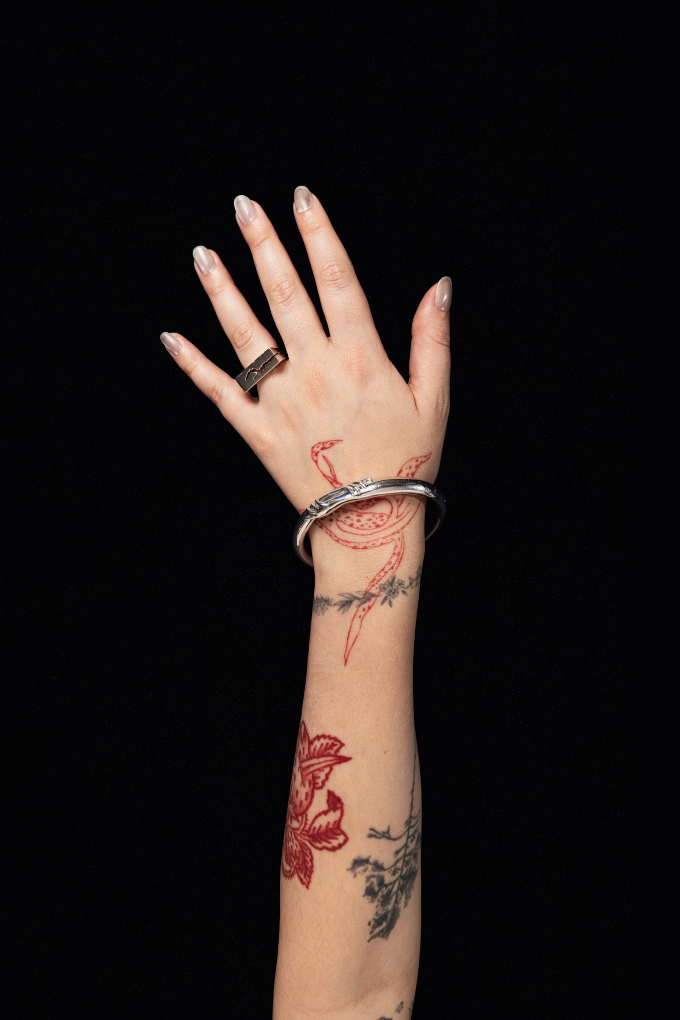 Rupture 925 Hollow Ring